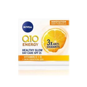 Q10 Anti-Wrinkle + Energy dnevna nega sadrži dva poznata antioksidansa i deluje na biološke procese kože